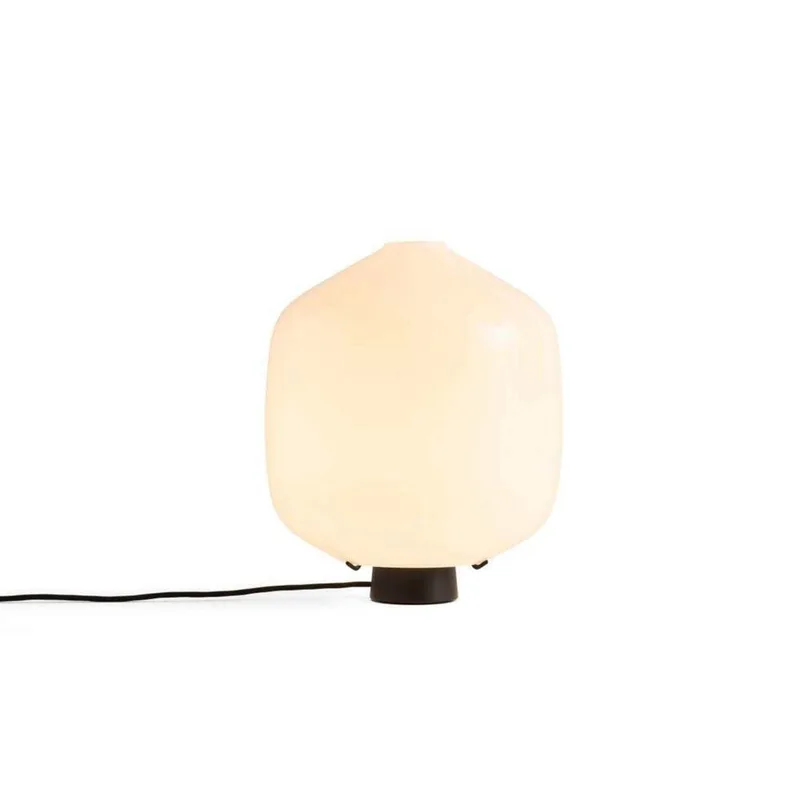 Buoy Glass 300 Taffellamp Opal fra HAY – produktbillede