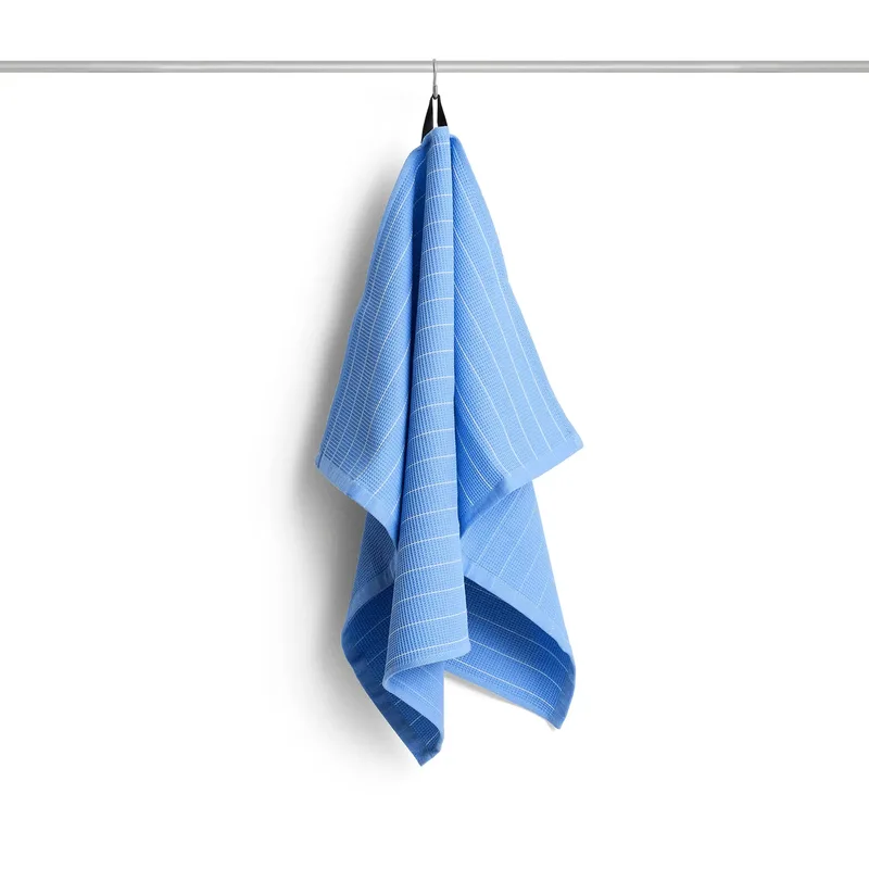 Canteen Küchenhandtuch 52 × 80 cm Sky blue pinestripe van HAY – productfoto