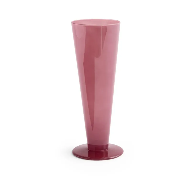 Conical Vase Rose-dark red, medium fra HAY – produktbillede