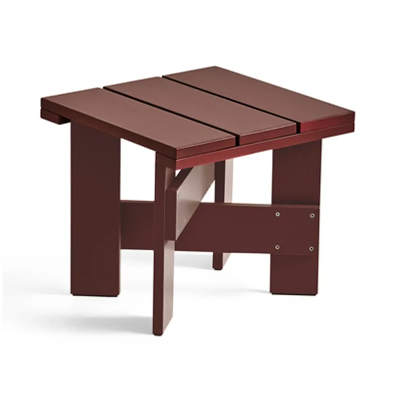 Crate Low Table Tisch 45x45x40 cm Kiefernholz lackiert Iron red by HAY – product photo