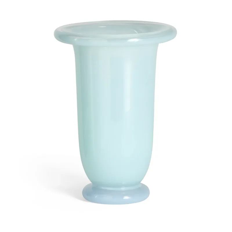 Empire Vase Medium Ice blue-light blue från HAY – produktbild