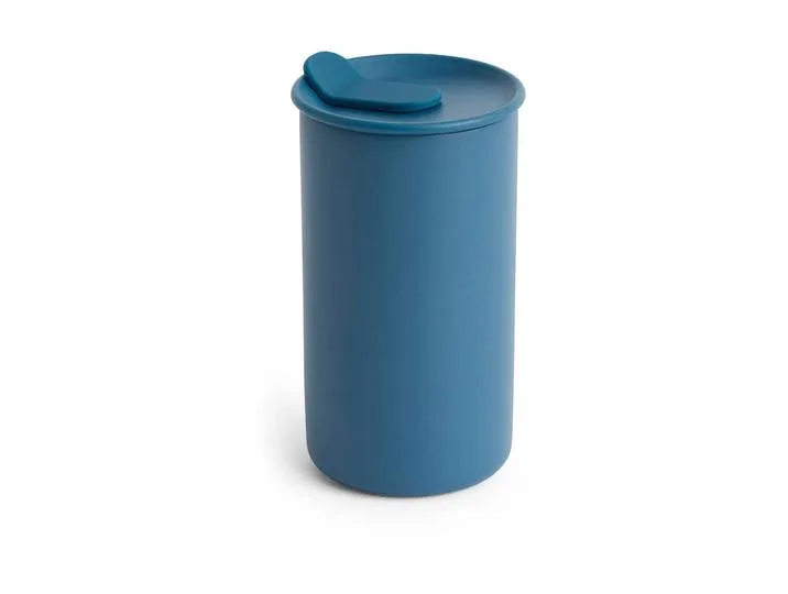 Gobelet isotherme Outdoor Market Blue, 350 ml by HAY – product photo