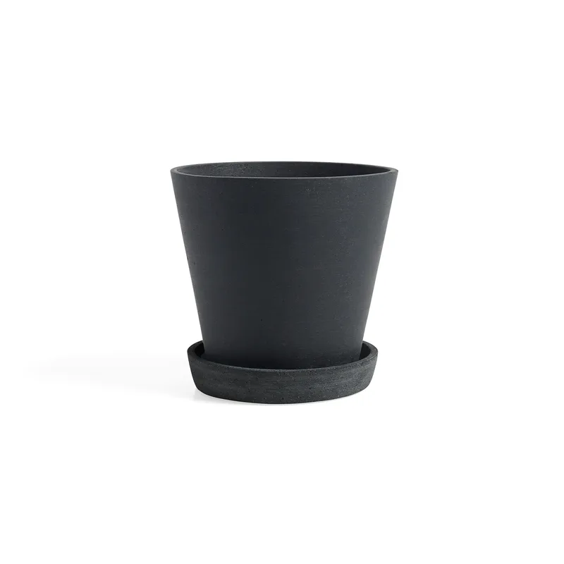 HAY Flowerpot with saucer Blumentopf L Ø17.5 cm Schwarz by HAY – product photo