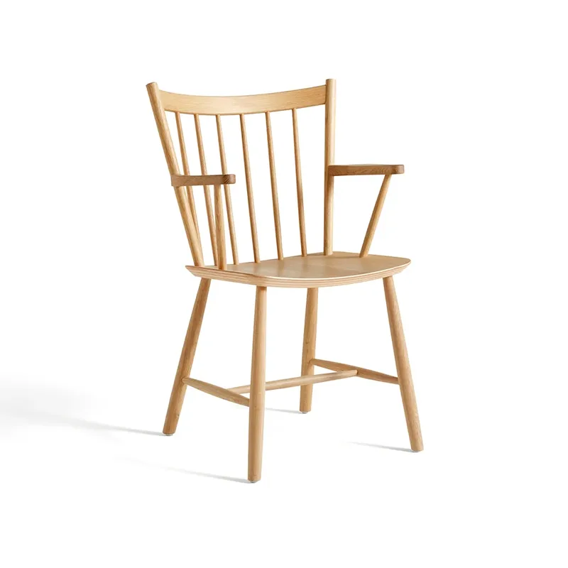 J42 Armlehnstuhl Lacquered oak by HAY – product photo