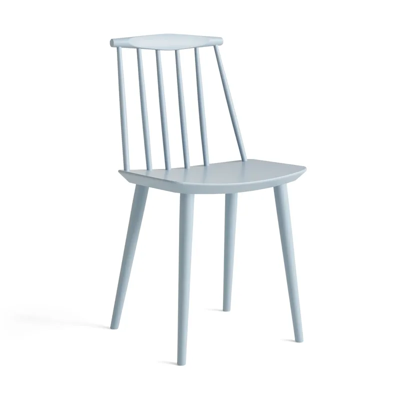 J77 Stuhl Slate blue lacquered beech från HAY – produktbild