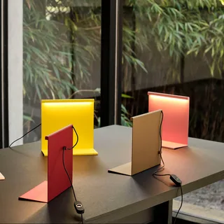 LBM LED tafellamp met dimmer kleikleuren van HAY in Terracotta – productfoto 1 van 2