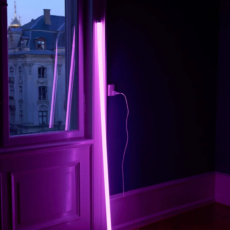 LED-buislamp Neon Tube, PVC, lengte 1,5 m, stekker de HAY en Rose – photo du produit