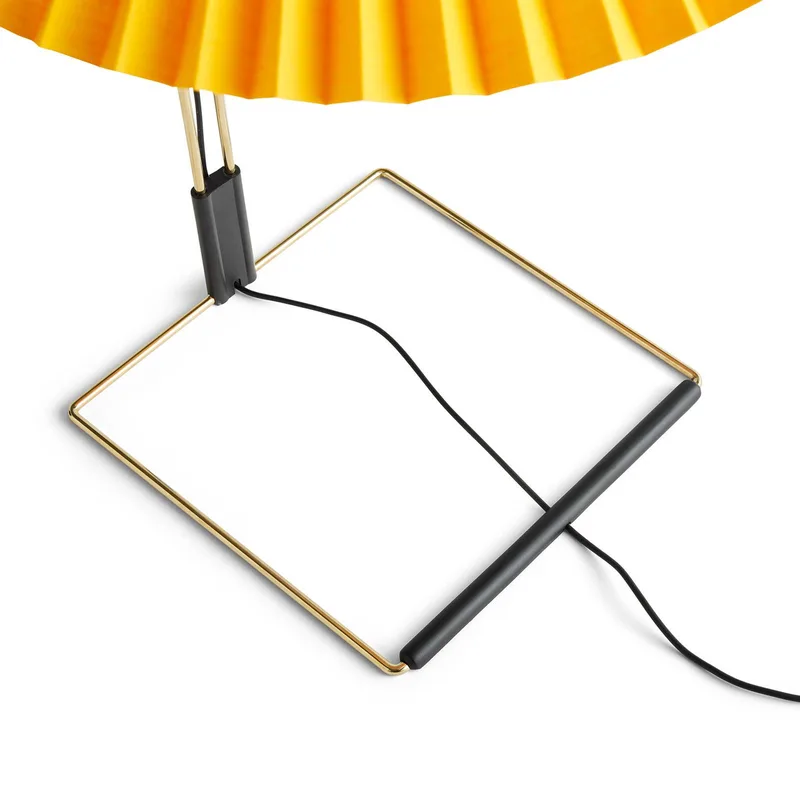 LED tafellamp Matin, geel/messing, hoogte 38 cm by HAY in Yellow, Brass – product photo 4 of 4