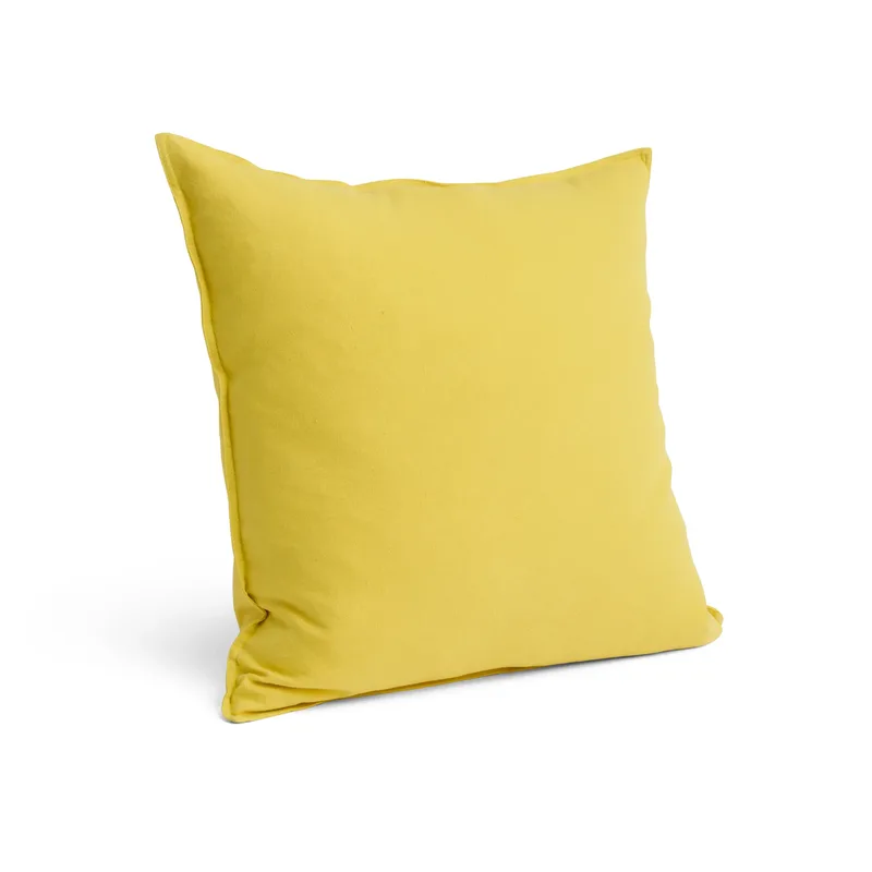 Linen Kissen 60x60 cm Lemon yellow fra HAY – produktbillede