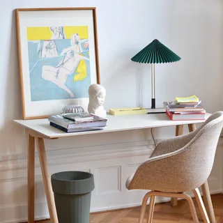 Matin 380 LED tafellamp met plooi, groen by HAY in Green, Brass – product photo 3 of 5