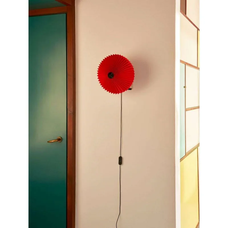 Matin 380 Wandlamp Bright Red by HAY – product photo