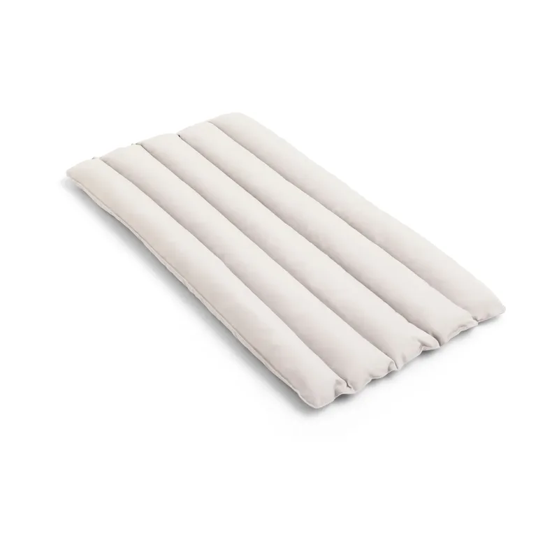 Palissade Chair Low Soft Quilted Sitzpolster Cream white van HAY – productfoto