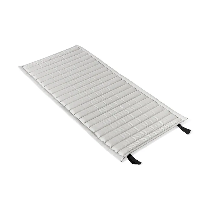 Palissade Dining Quilted Sessel Sitzkissen Sky grey by HAY – product photo