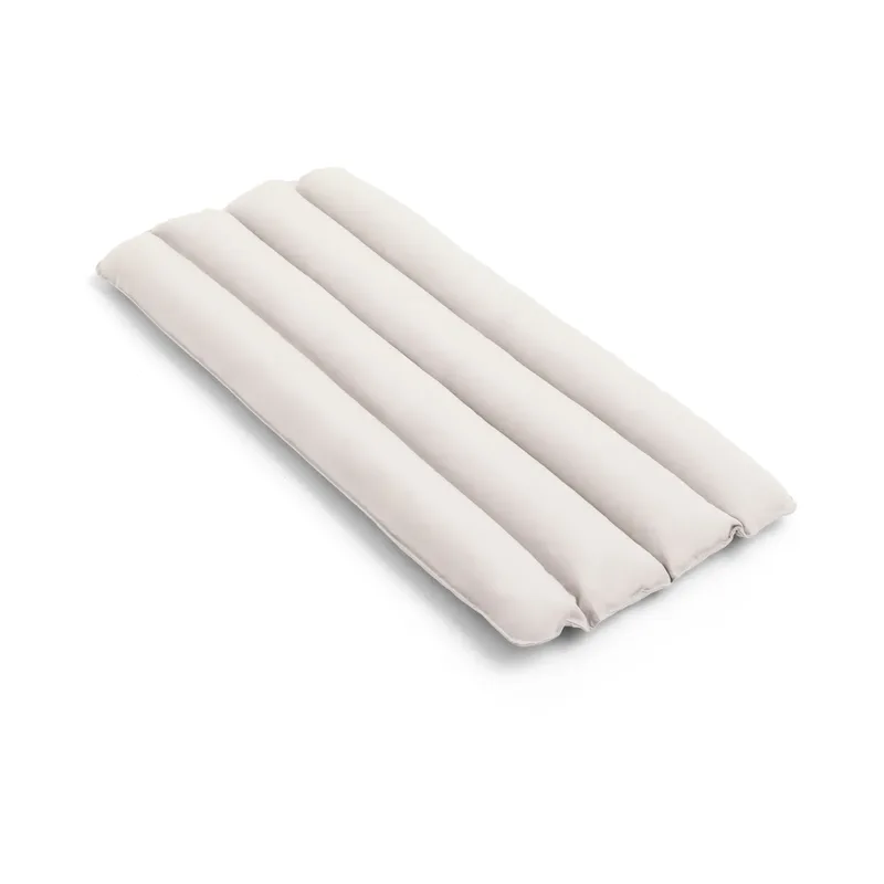 Palissade Dining Soft Quilted Armlehnstuhlpolster Cream white från HAY – produktbild