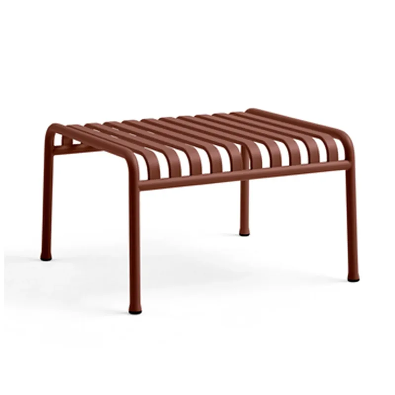Palissade Ottoman Fußhocker Iron red från HAY – produktbild