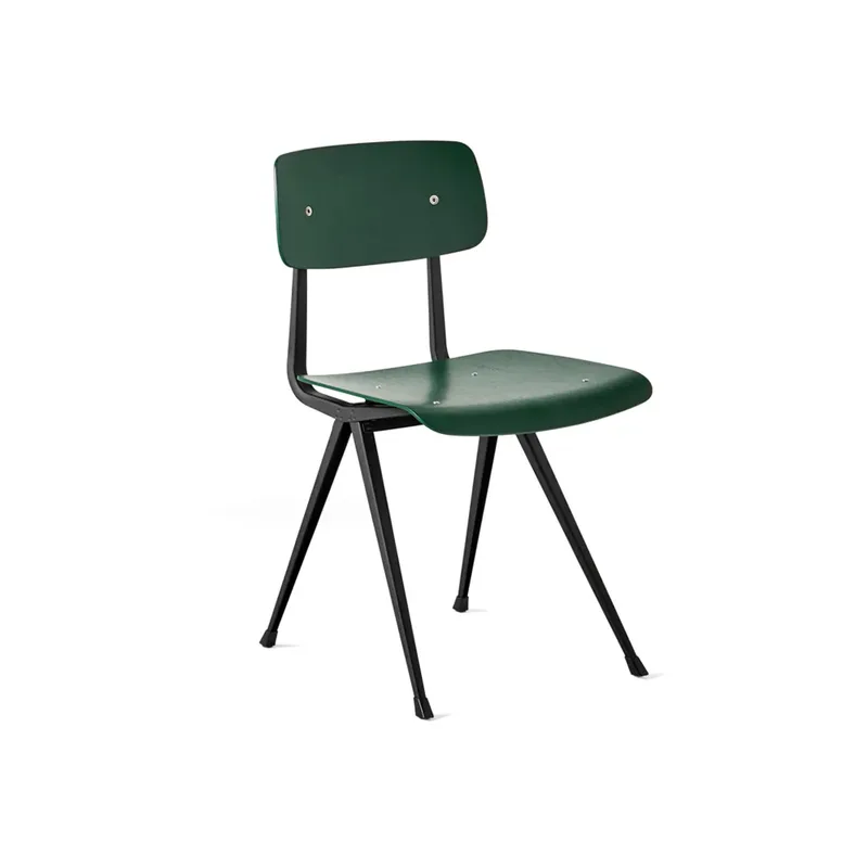 Result Stuhl forest green, schwarzer Stahlgestell by HAY – product photo