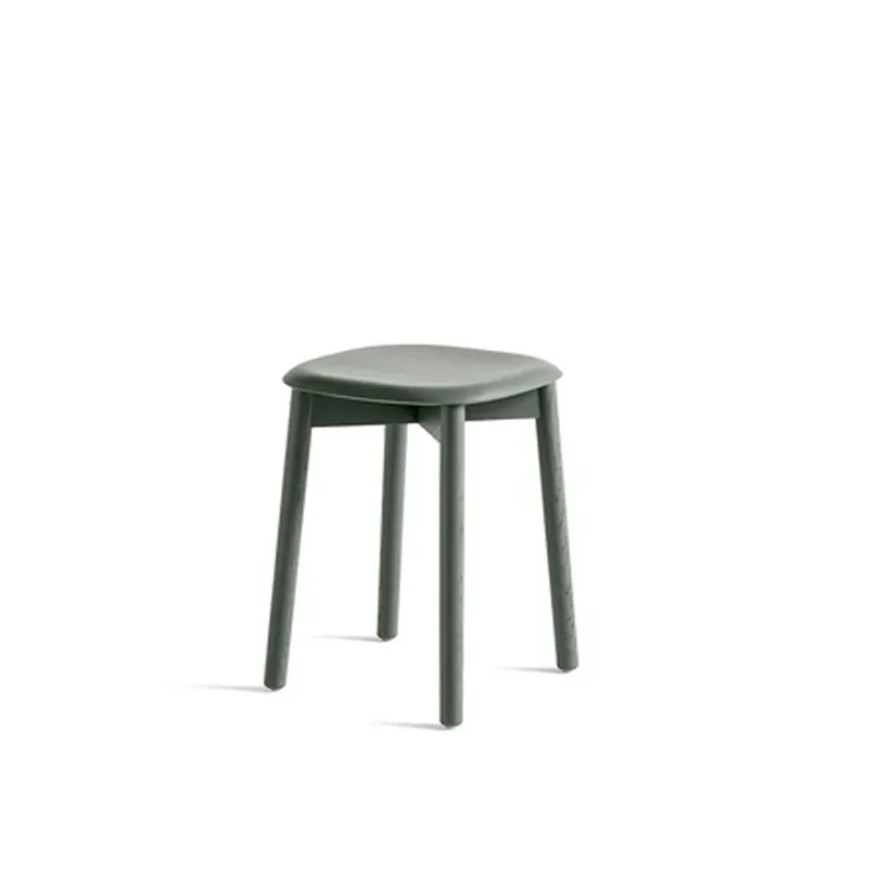 Soft Edge 72 Hocker Dusty green-dusty green Eichen­gestell fra HAY – produktbillede