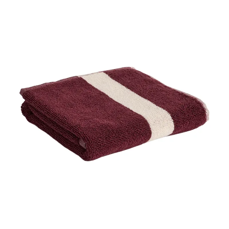 Stripe Handtuch Burgundy, 40x60 cm från HAY – produktbild