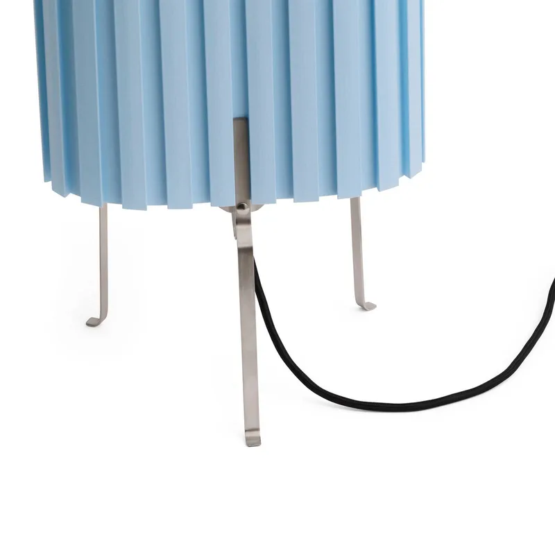 tafellamp Canelé, hoogte 37 cm, E14, textiel de HAY en Bleu clair – photo du produit 4 sur 5