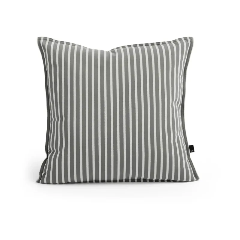 Terrazza Kissen Grey bold stripe, 50x50 cm van HAY – productfoto