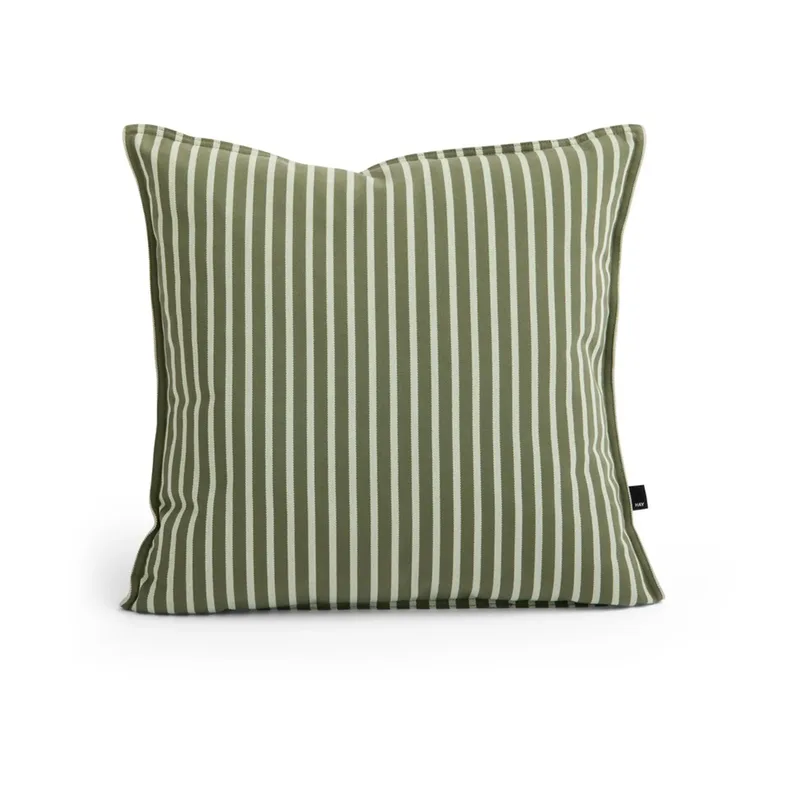 Terrazza Kissen Olive bold stripe, 50x50 cm van HAY – productfoto