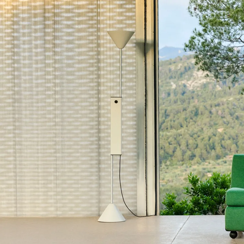 Twist vloerlamp, wit, 200 cm, dimbaar, in hoogte verstelbaar by HAY – product photo