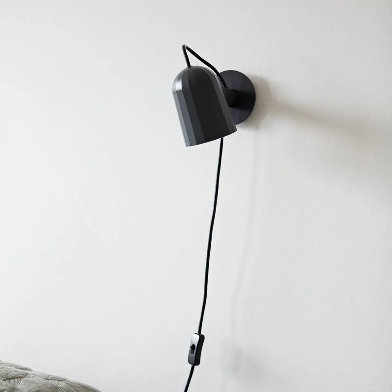 wandlamp Noc Wall, metaal, stekker, E14 de HAY en Gris foncé – photo du produit