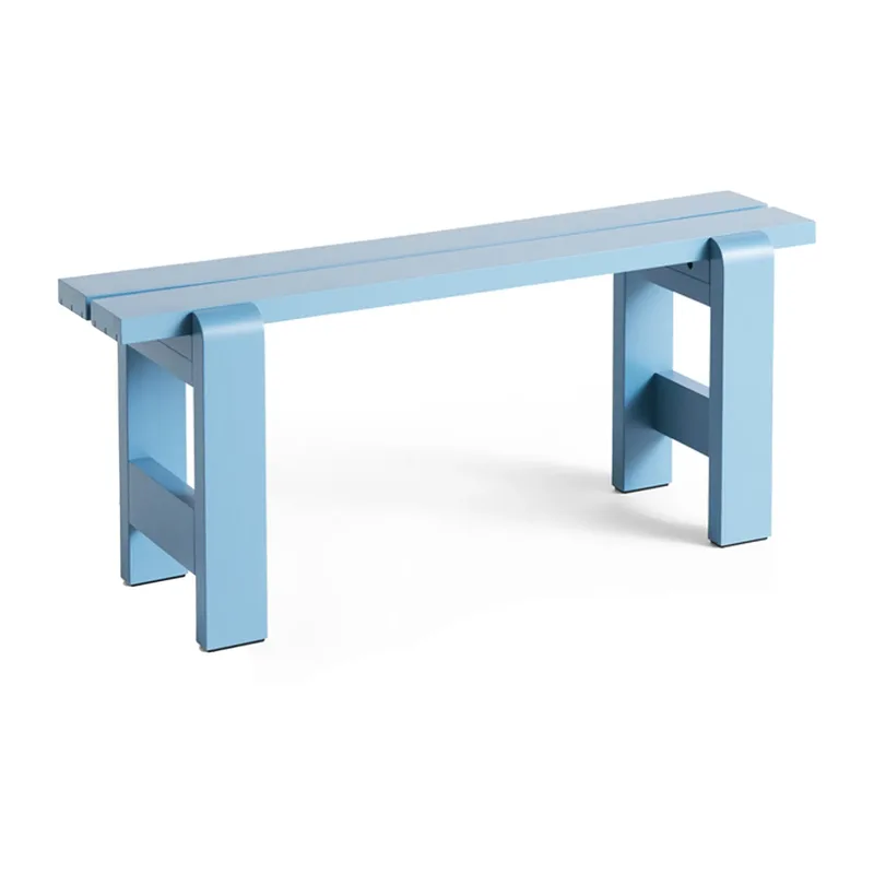 Weekday Bank 111x23 cm Kiefernholz lackiert Azure blue från HAY – produktbild