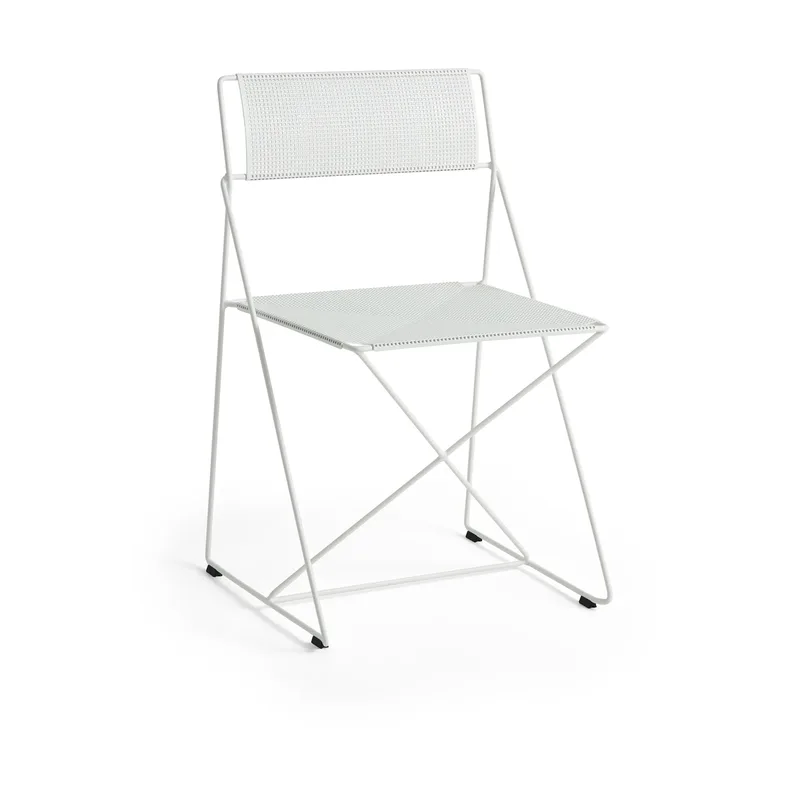 X-Line Indoor Outdoor Stuhl Chalk white från HAY – produktbild