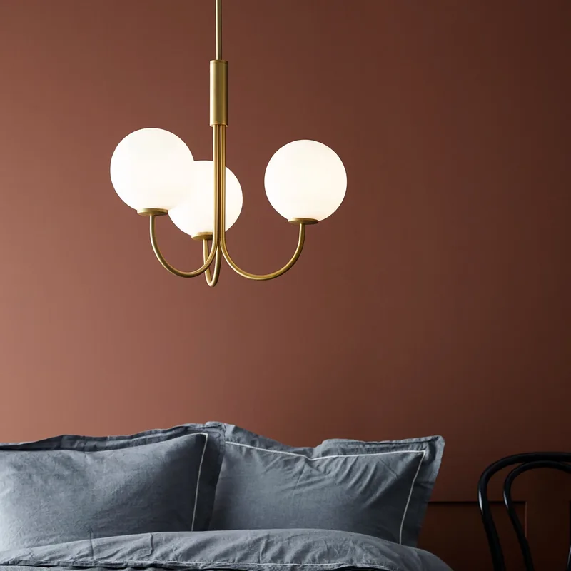 Ballon Kroonluchter Brass by Herstal – product photo