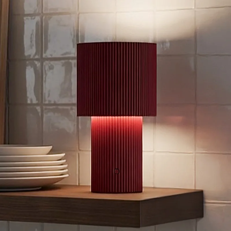 Iluma LED tafellamp, rood, hoogte 22,1 cm by Herstal – product photo