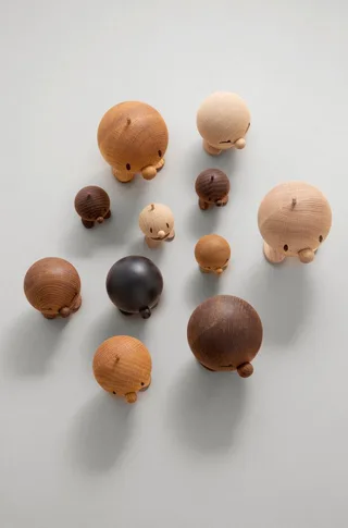 Dekofigur Bumble L oak 14,6cm by Hoptimist in Brown, Multicolour – product photo 2 of 3