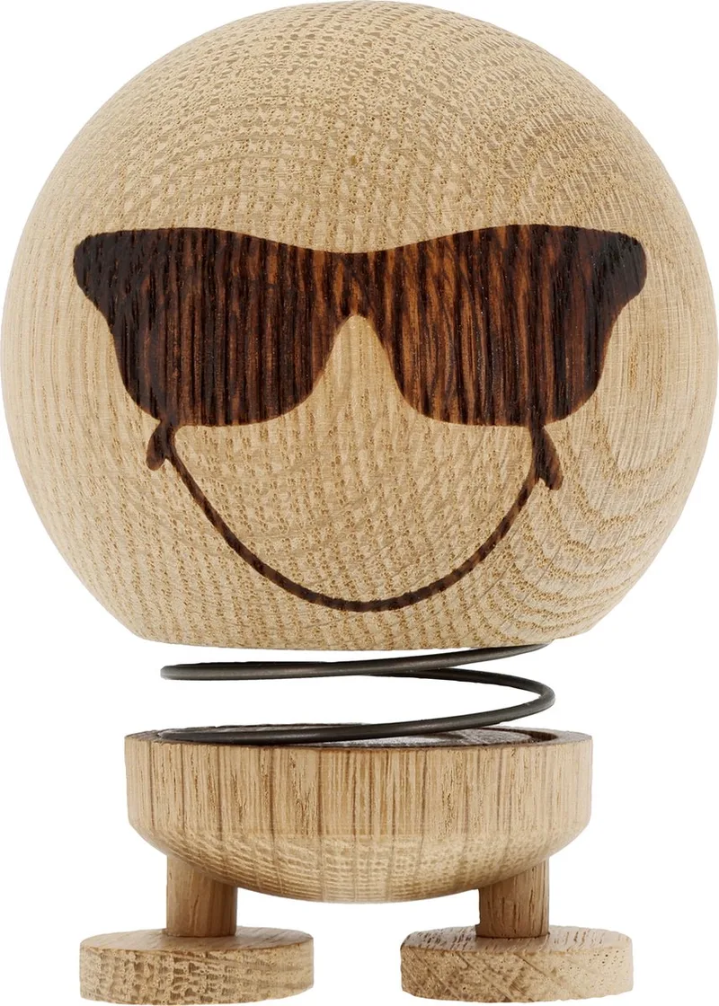 Smiley Cool Hoptimist 7,5 x 7,5 x 10,5 cm M by Hoptimist in Raw oak – product photo