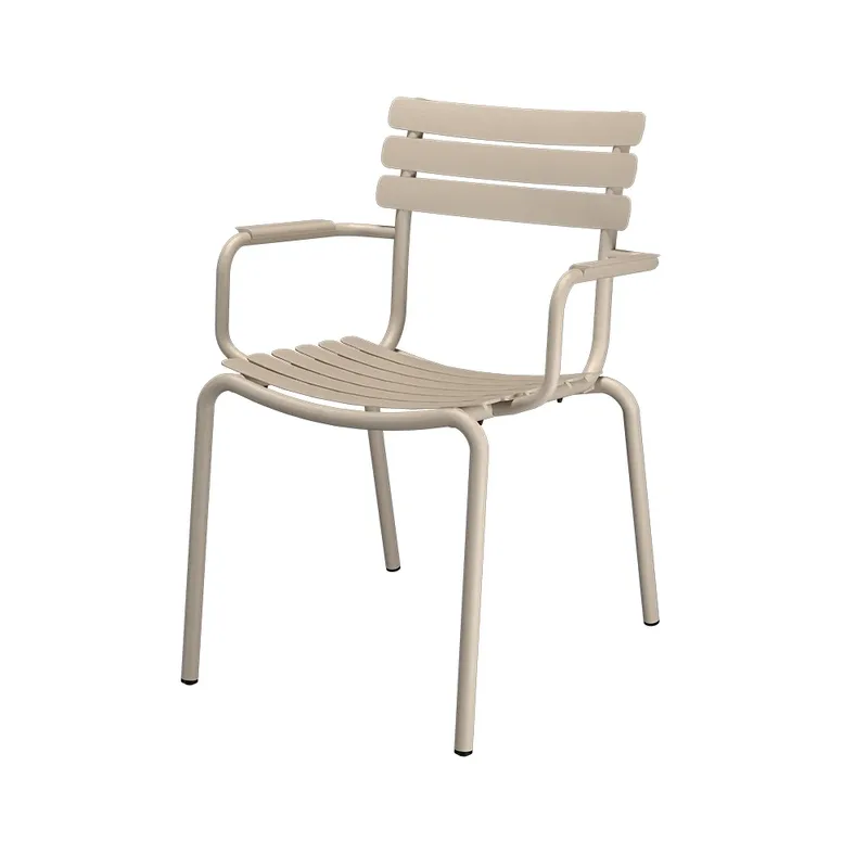ALUA Sessel beige von Houe – Produktfoto
