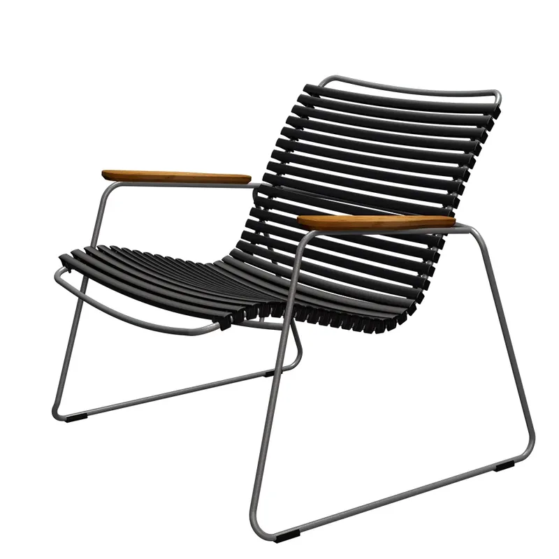 Click Roomy lounge chair Black. Frame: Grey. Armrest: Bamboo von Houe – Produktfoto