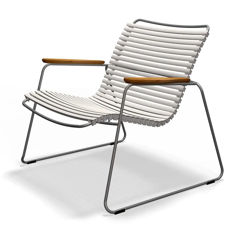 Click Roomy lounge chair Muted white. Frame: Grey. Armrest: Bamboo by Houe – product photo
