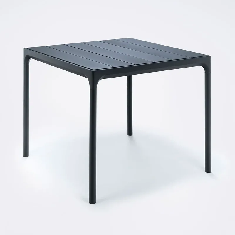 Four Esstisch 90x90 cm schwarz Aluminium von Houe – Produktfoto