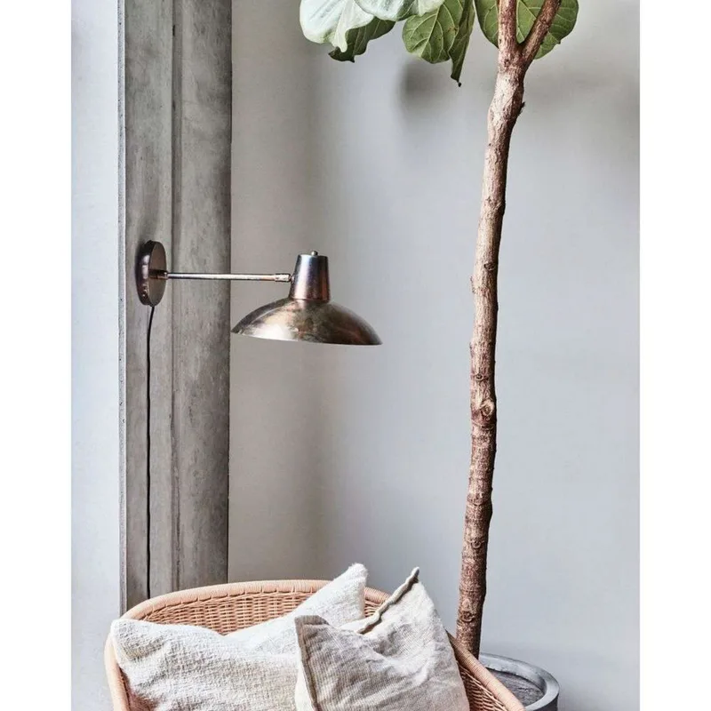 Desk Wandlamp Ø31 Antique Brown - House Doctor - Woonkamer - Metaal von House Doctor – Produktfoto
