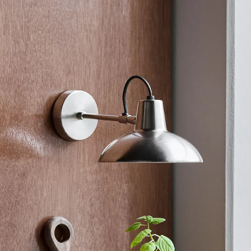 Desk wandlamp zilver, uitval 30 cm, stekker - House Doctor - Slaapkamer - Designer - Metaal - 1 lamp by House Doctor – product photo