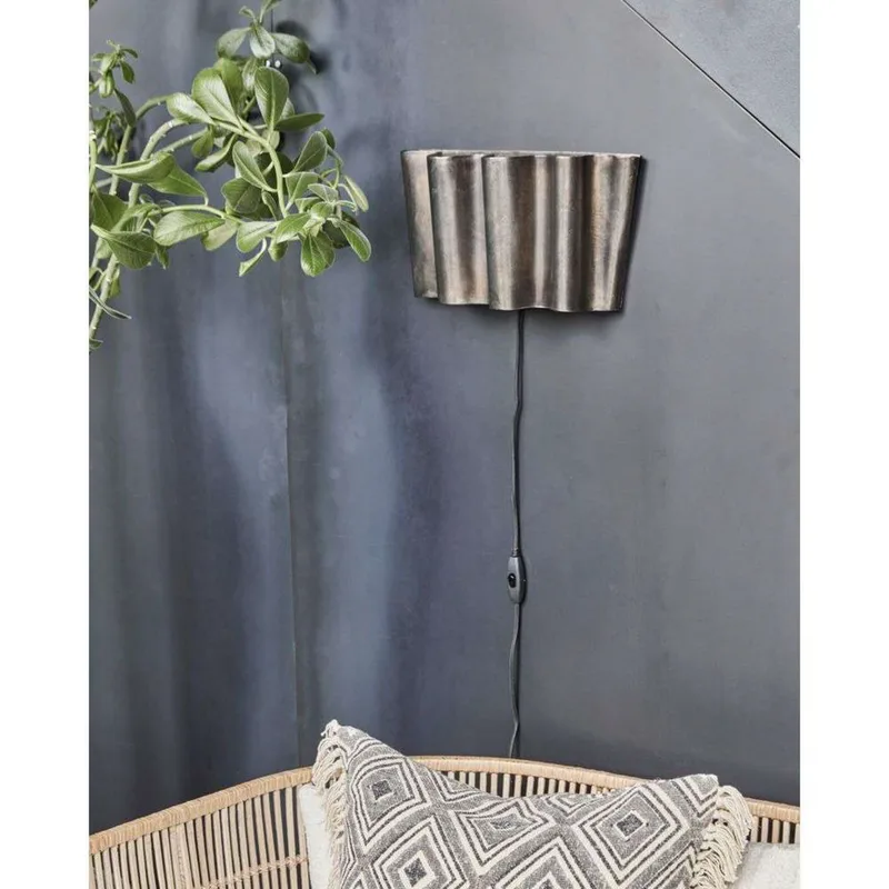 Flola wandlamp, breedte 36 cm, bruin, met stekker - House Doctor - Woonkamer - Metaal by House Doctor – product photo