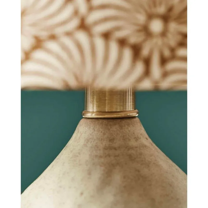 Flores Taffellamp Zand - House Doctor - Woonkamer - Vintage / Retro - Stof van House Doctor – productfoto