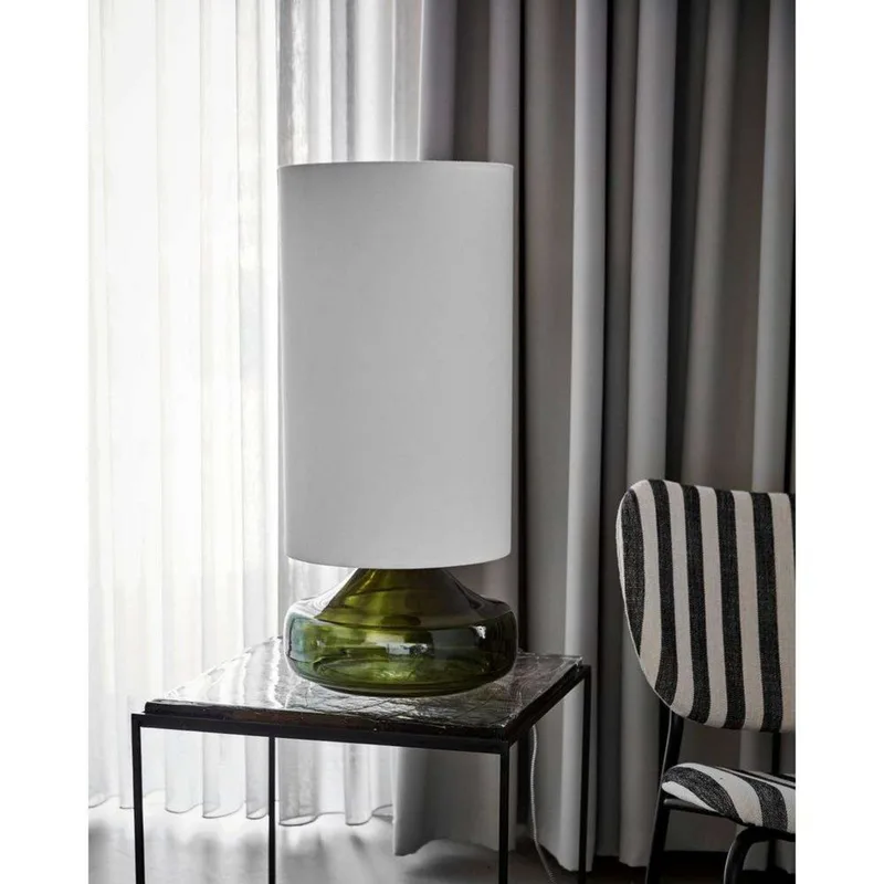 Matte Taffellamp Groen/Wit - House Doctor - Woonkamer - Glas von House Doctor – Produktfoto