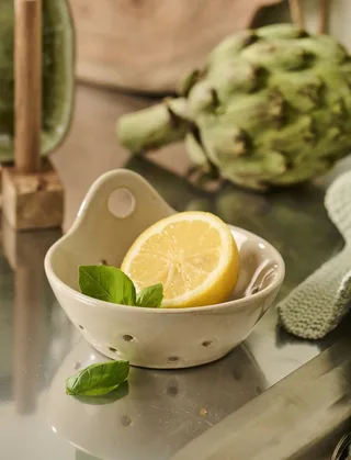 Küchensieb Ib Laursen - Sieb Seiher Küchensieb Beerensieb Klein Keramik Creme by Ib Laursen – product photo 2 of 3