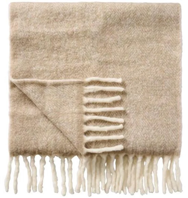 Plaid met franjes van Ib Laursen in Sand melange – productfoto