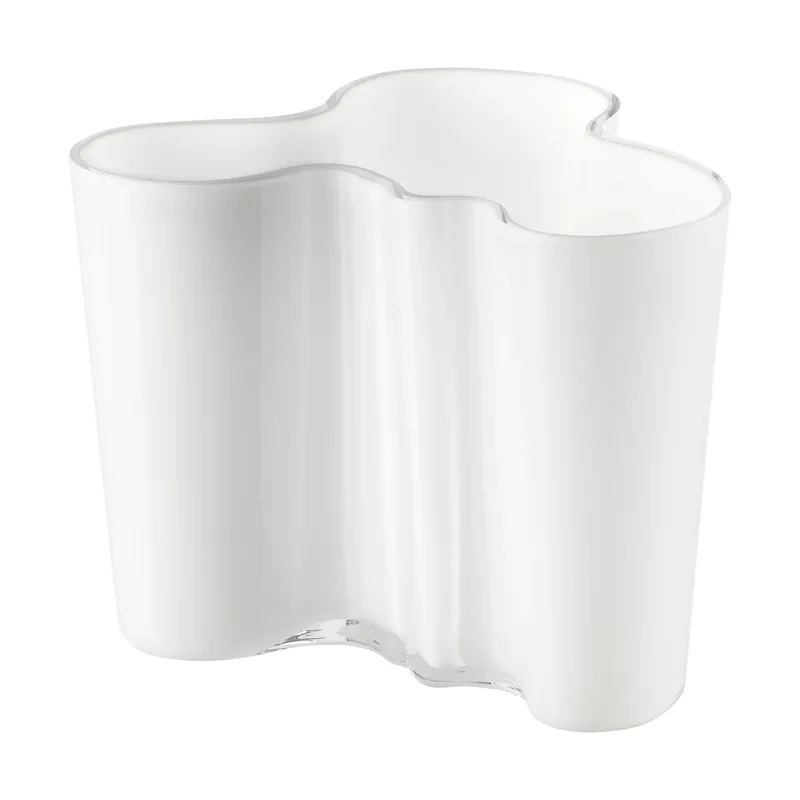 Alvar Aalto Vase opalweiß 120mm van Iittala – productfoto