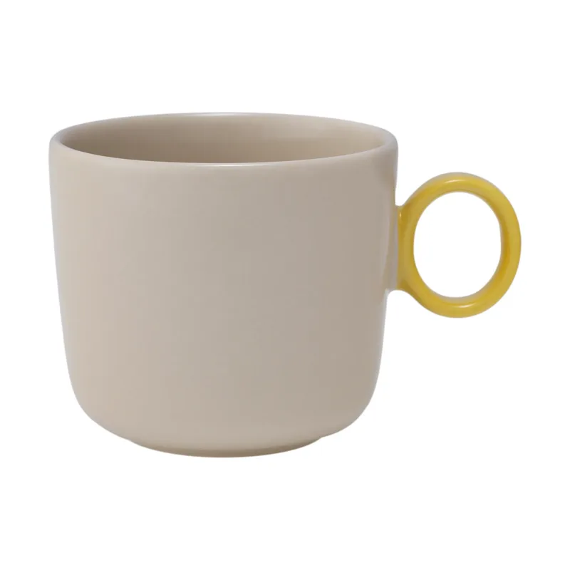 Play Becher 35 cl Beige-Gelb de Iittala – photo du produit