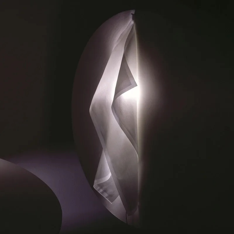 Delight Wandlamp - Ingo Maurer - Woonkamer - Designer by Ingo Maurer – product photo