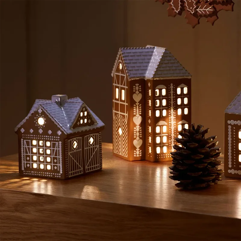 Gingerbread Lichthaus Christmas barn 11,5 cm de Kähler – photo du produit 2 sur 5
