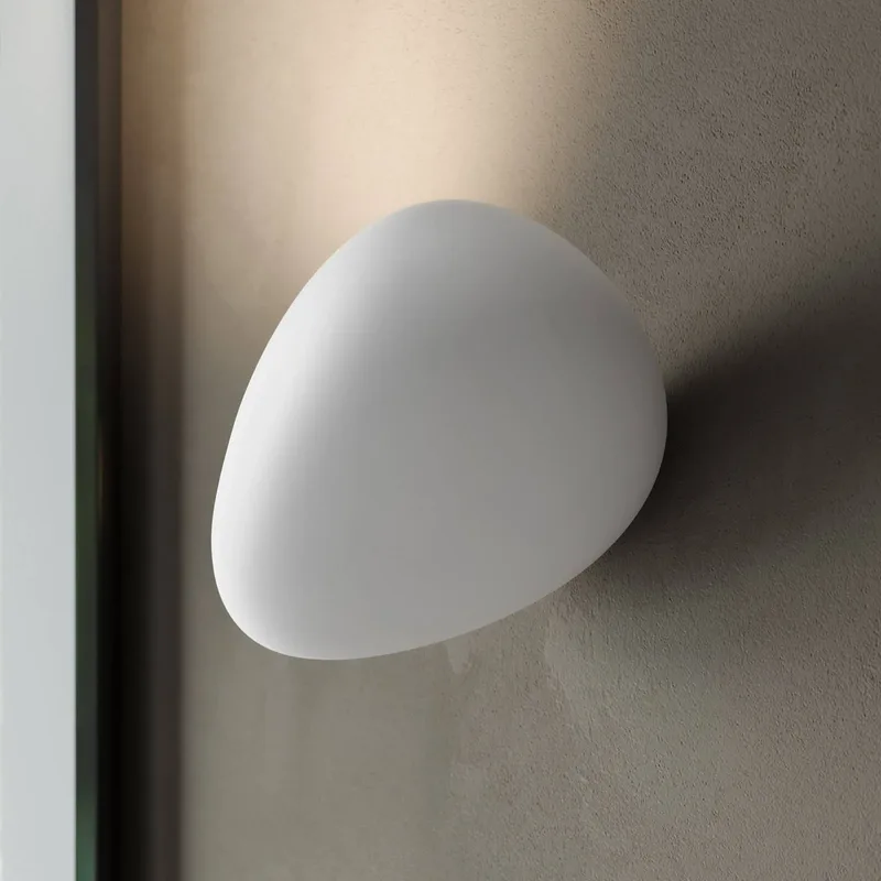 udendørs LED-væglampe Flò hvid 16 x 12 cm kunstharpiks IP55 fra Karman i Hvid – produktbillede