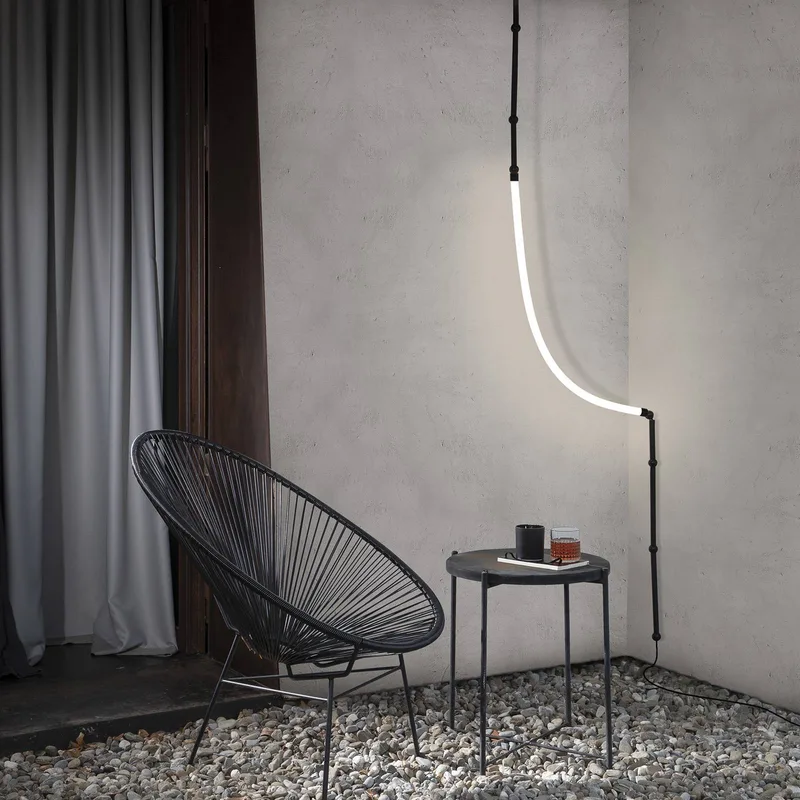 Leda Floor LED hanglamp 1-lamp zwart fra Karman i Sort, Hvid – produktbillede